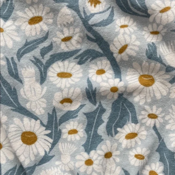 Alice+Ames Blue and White Floral Romper - Picture 4 of 4